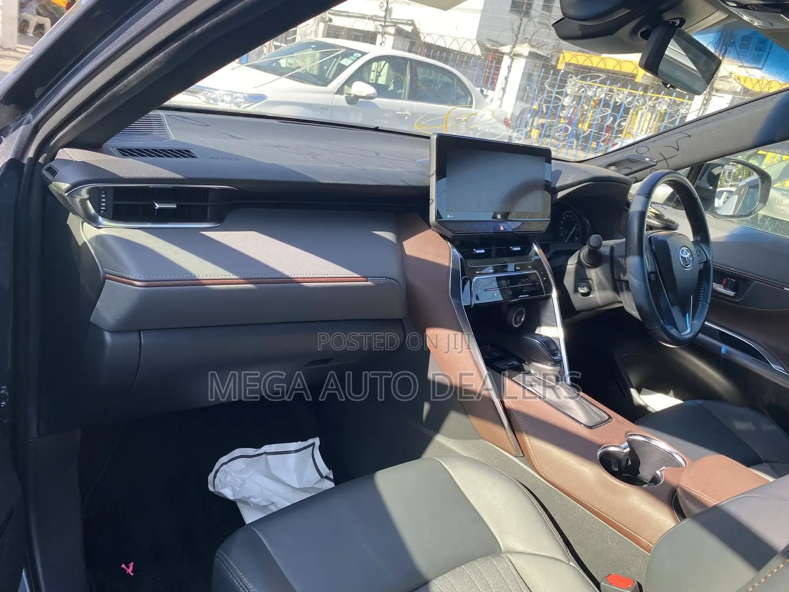 Toyota Harrier 2023 Gray