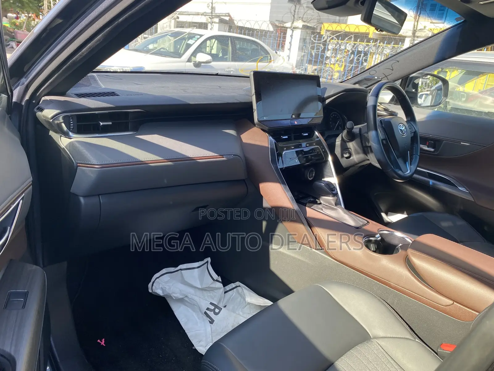 Toyota Harrier 2023 Gray