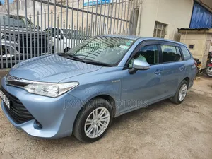 Toyota Corolla Fielder 2018 Blue