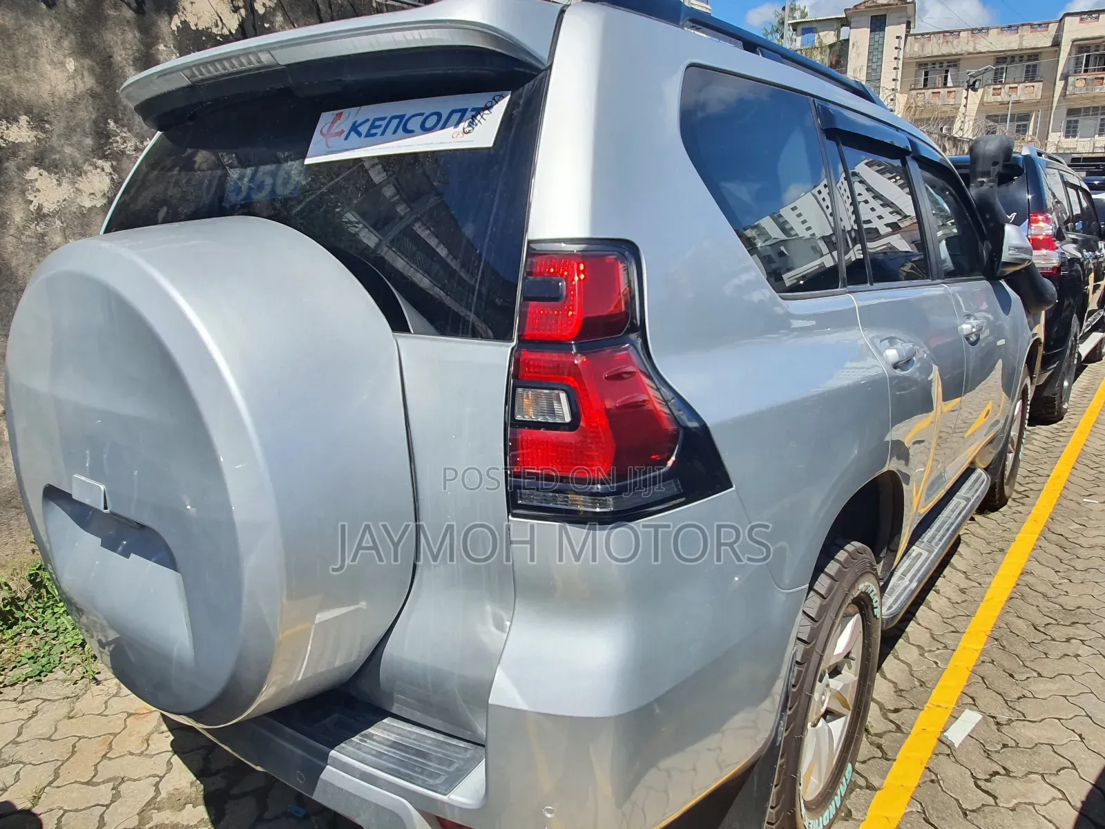 Toyota Land Cruiser Prado 2018 Silver