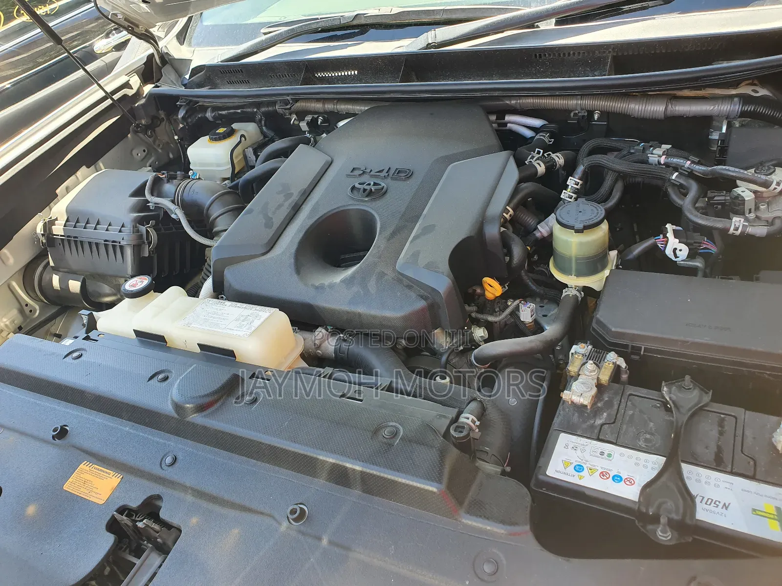 Toyota Land Cruiser Prado 2018 Silver
