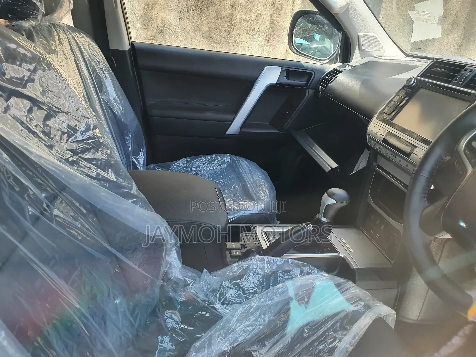 Toyota Land Cruiser Prado 2018 Silver