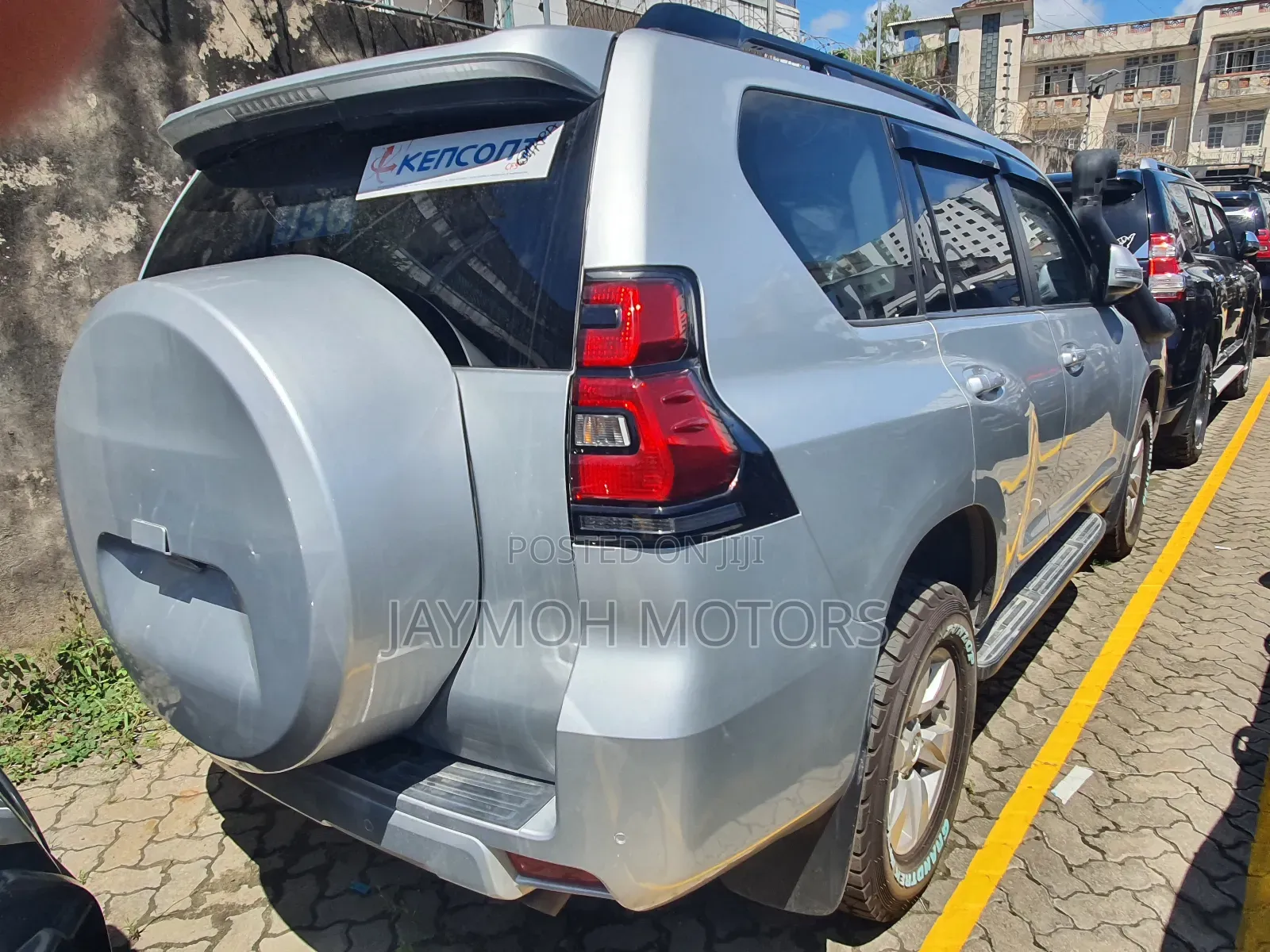 Toyota Land Cruiser Prado 2018 Silver