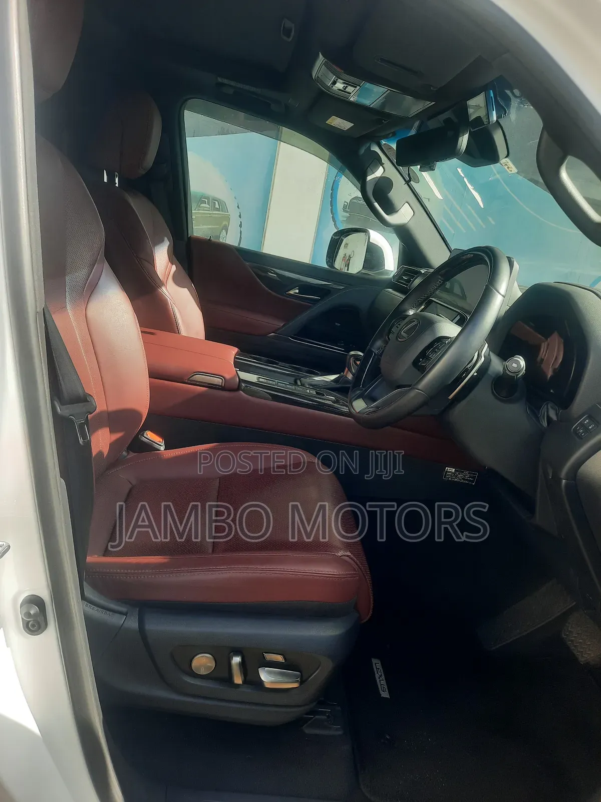Lexus LX 2023 White