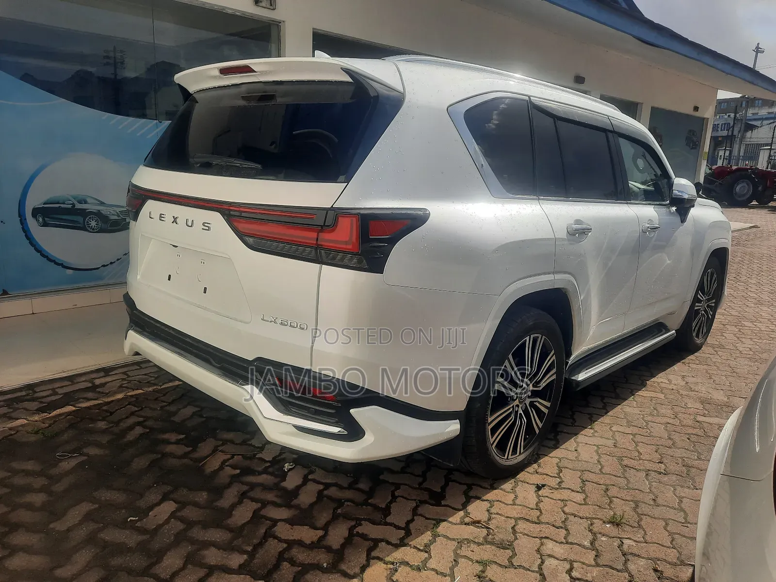 Lexus LX 2023 White