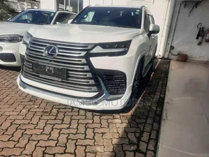 Lexus LX 2023 White