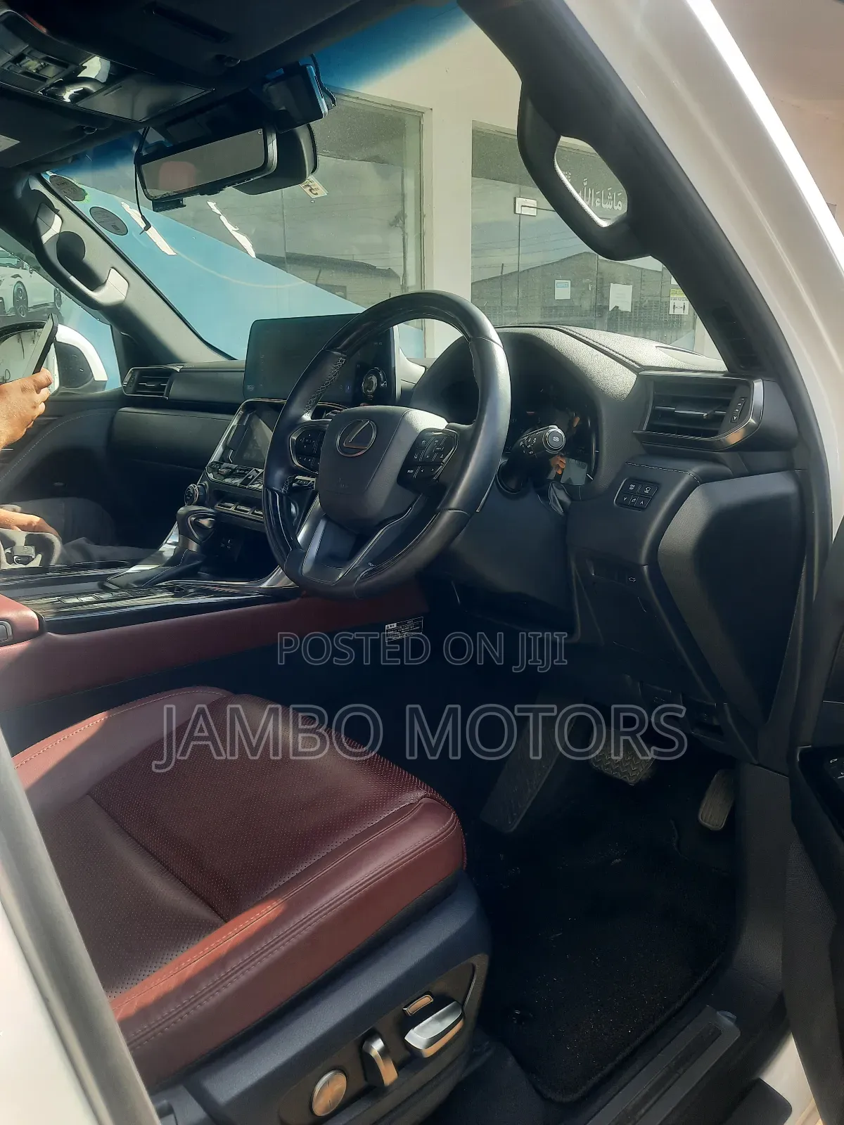 Lexus LX 2023 White