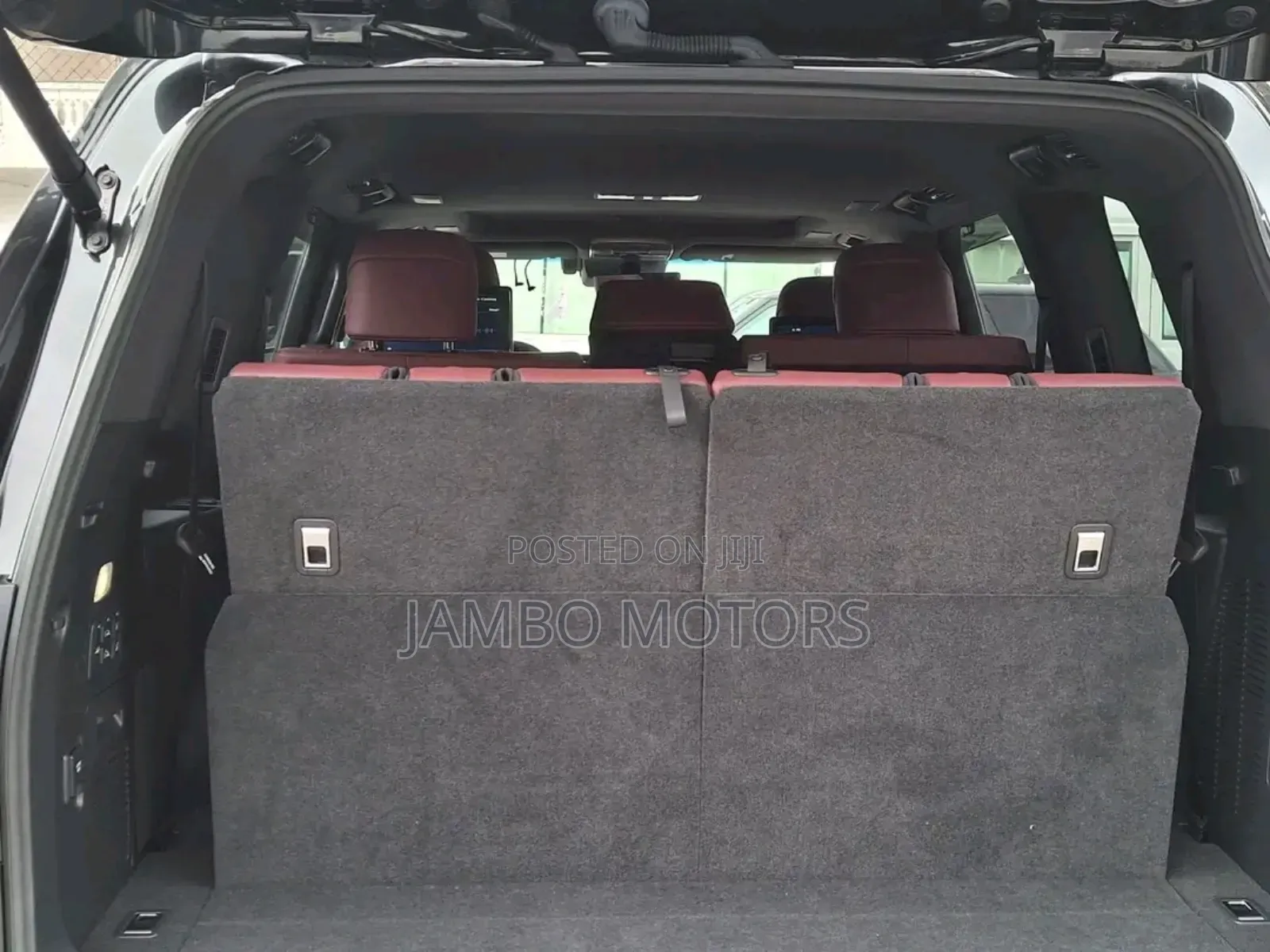 Lexus LX 2022 Black