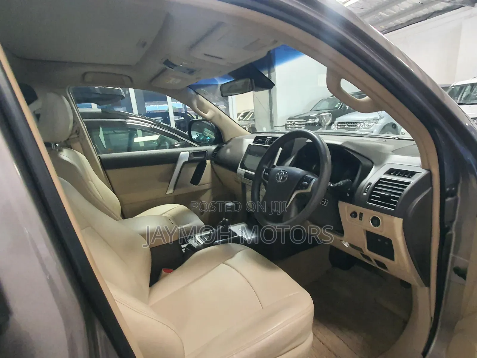 Toyota Land Cruiser Prado 2017 Gray