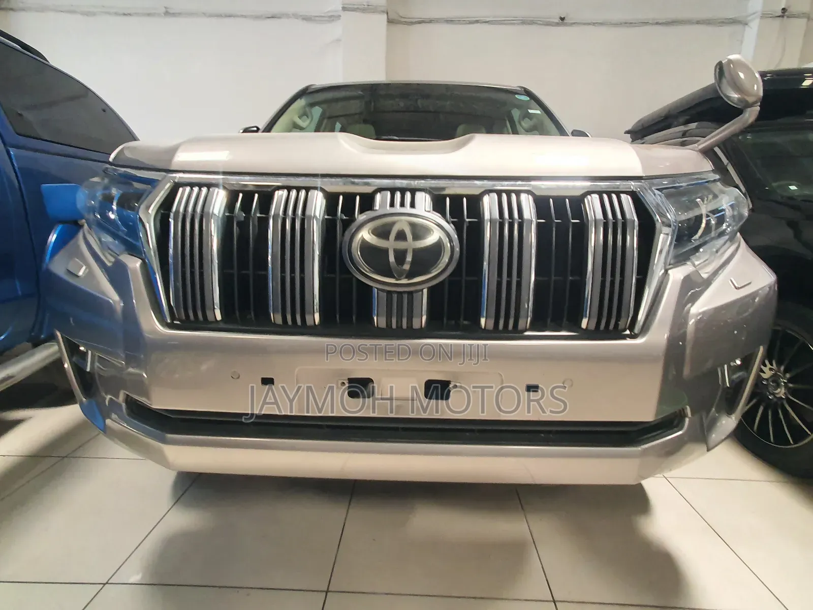 Toyota Land Cruiser Prado 2017 Gray