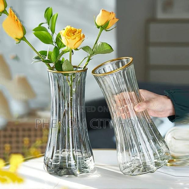 Glass Flower Vases - thumbnail 2