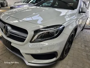 Mercedes-Benz CLA-Class 2018 White