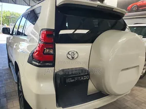 Toyota Land Cruiser Prado 2018 White