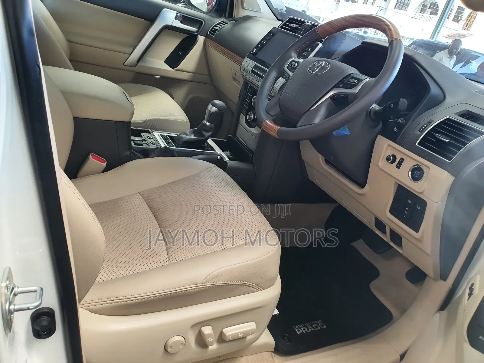 Toyota Land Cruiser Prado 2018 White