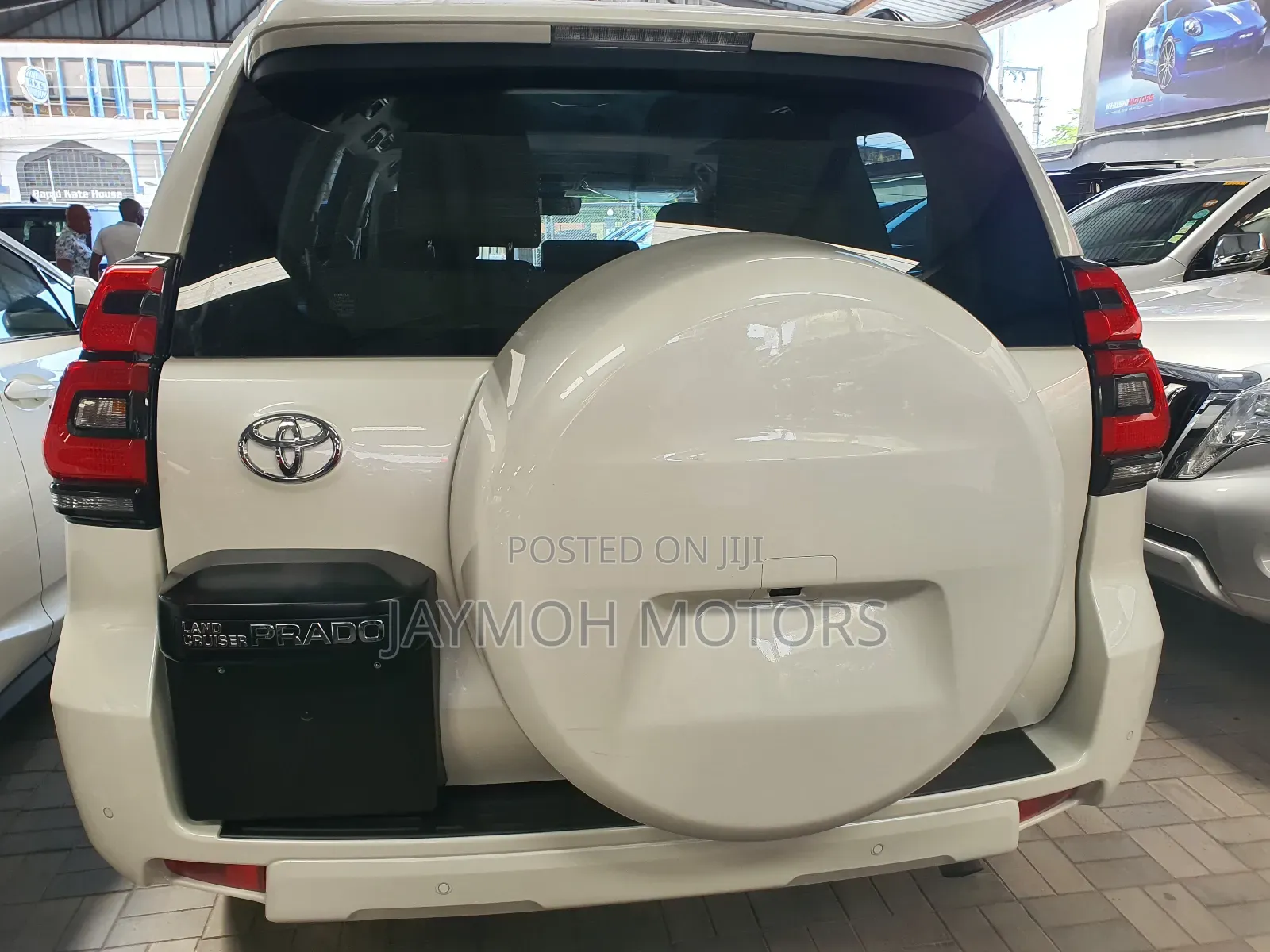 Toyota Land Cruiser Prado 2018 White