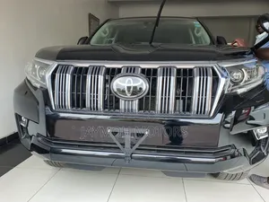 Toyota Land Cruiser Prado 2017 Black