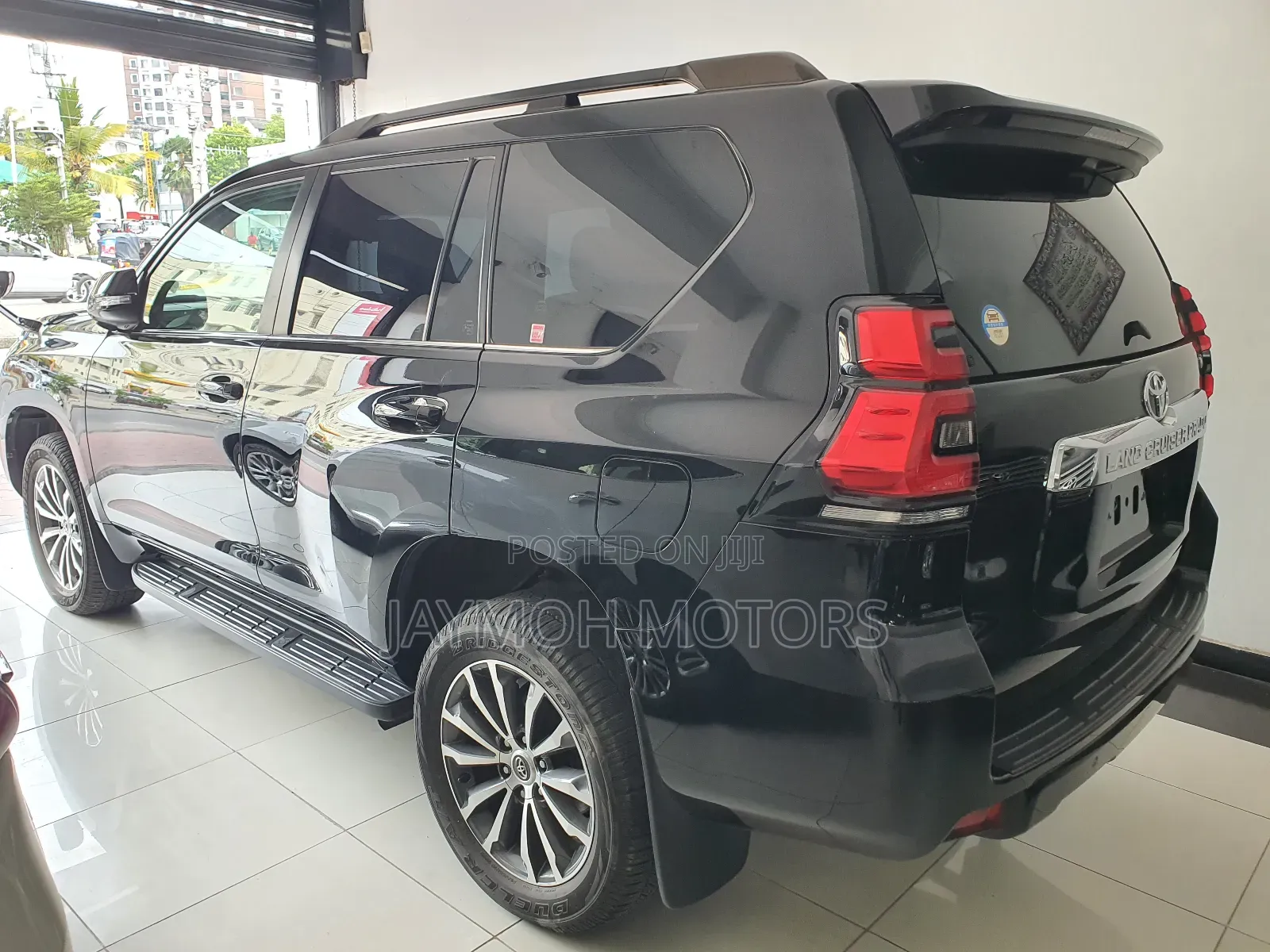 Toyota Land Cruiser Prado 2017 Black