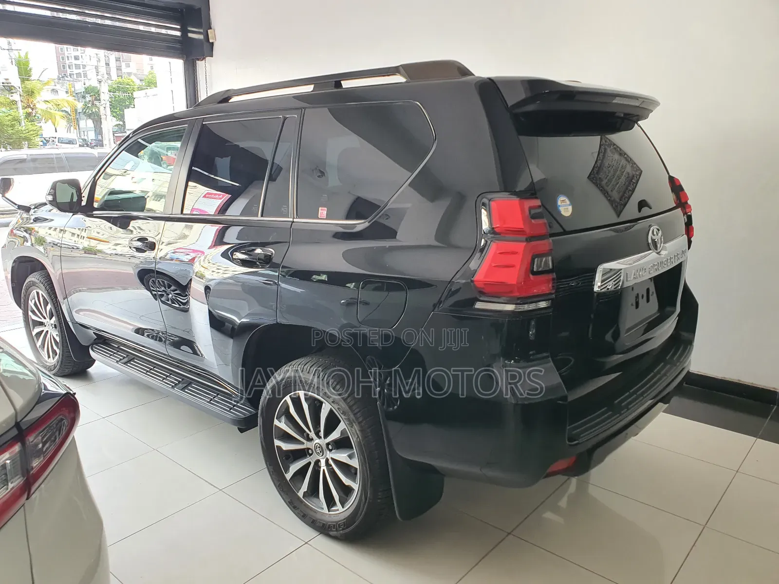 Toyota Land Cruiser Prado 2017 Black