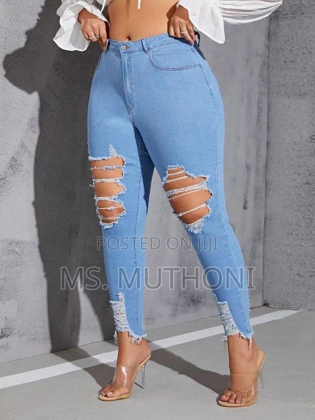 Ladies Ripped Raw Jeans - thumbnail 3