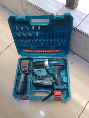 Makita 26v Cordless Drill Set 1.3a