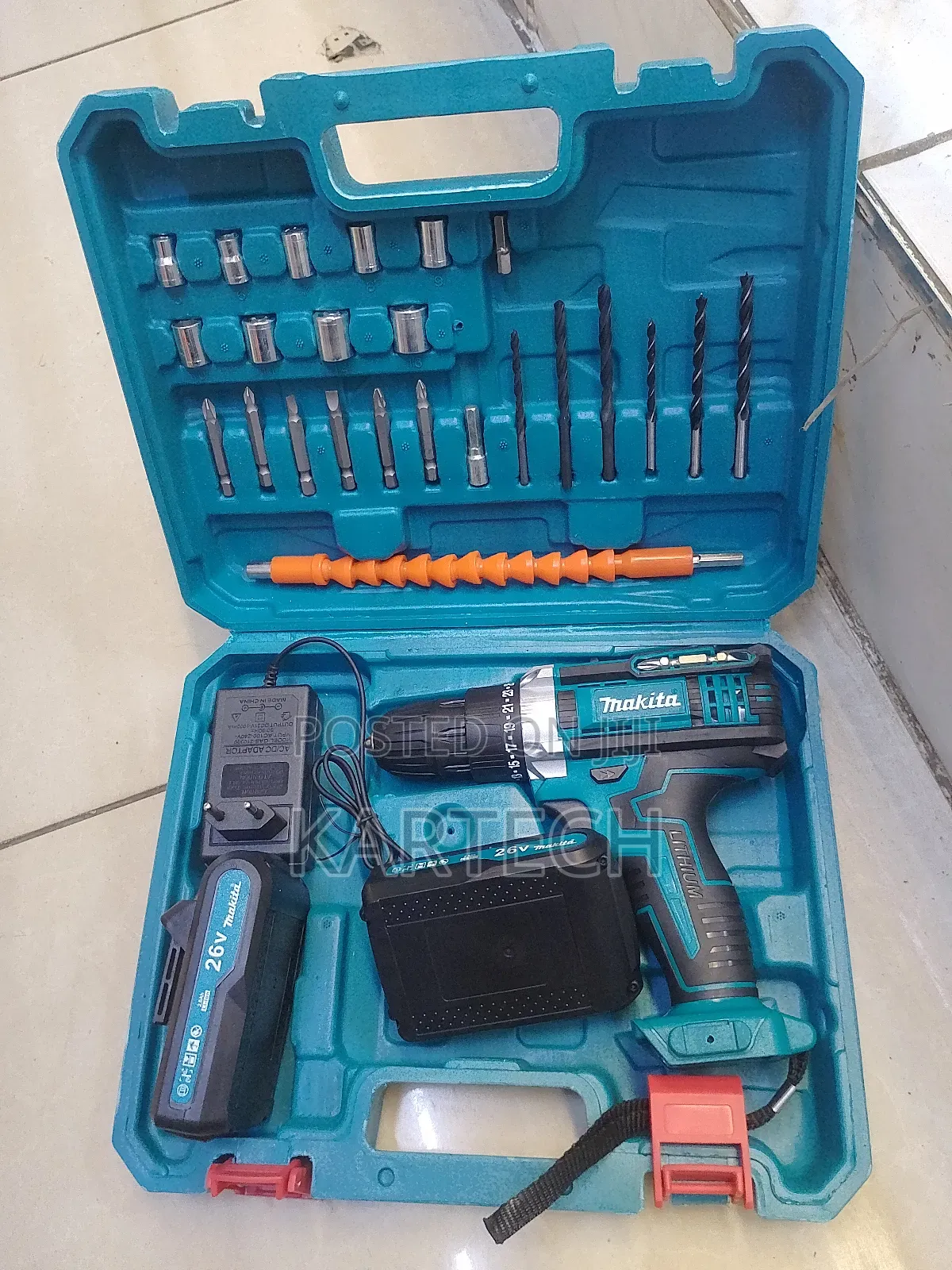 Makita 26v Cordless Drill 47pc Tool Set