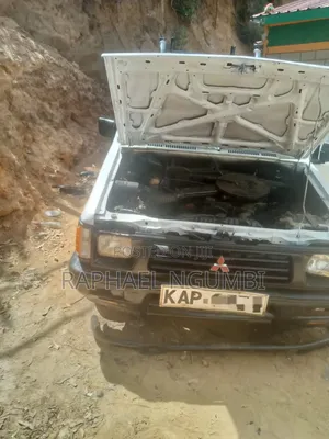 Mitsubishi L200 1997 White