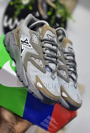 Luis Vuitton Runner Tatic