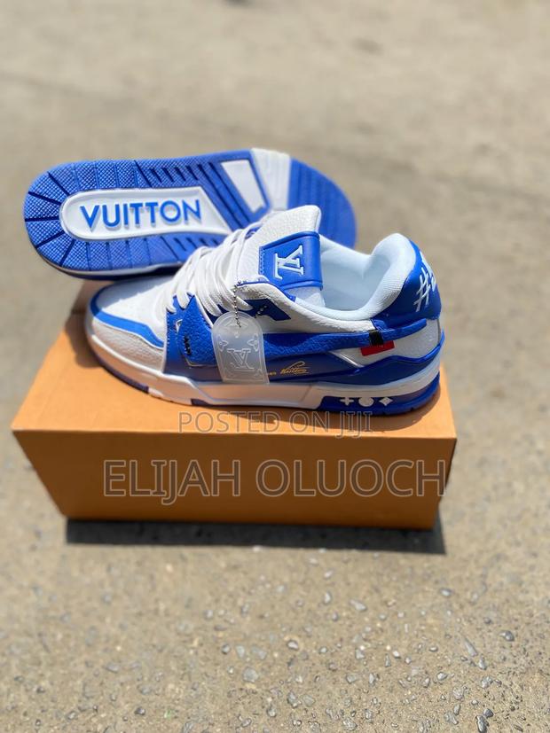 Louis Vuitton Trainer Low - main view