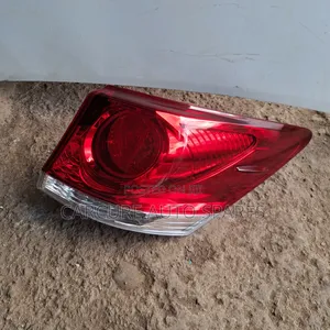 Crown Athlete 2014 to 2018 Tail Light Backlight