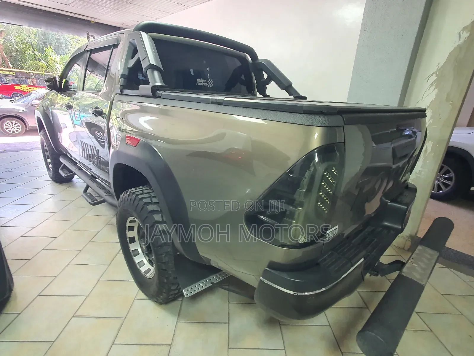 Toyota Hilux 2022 Gold