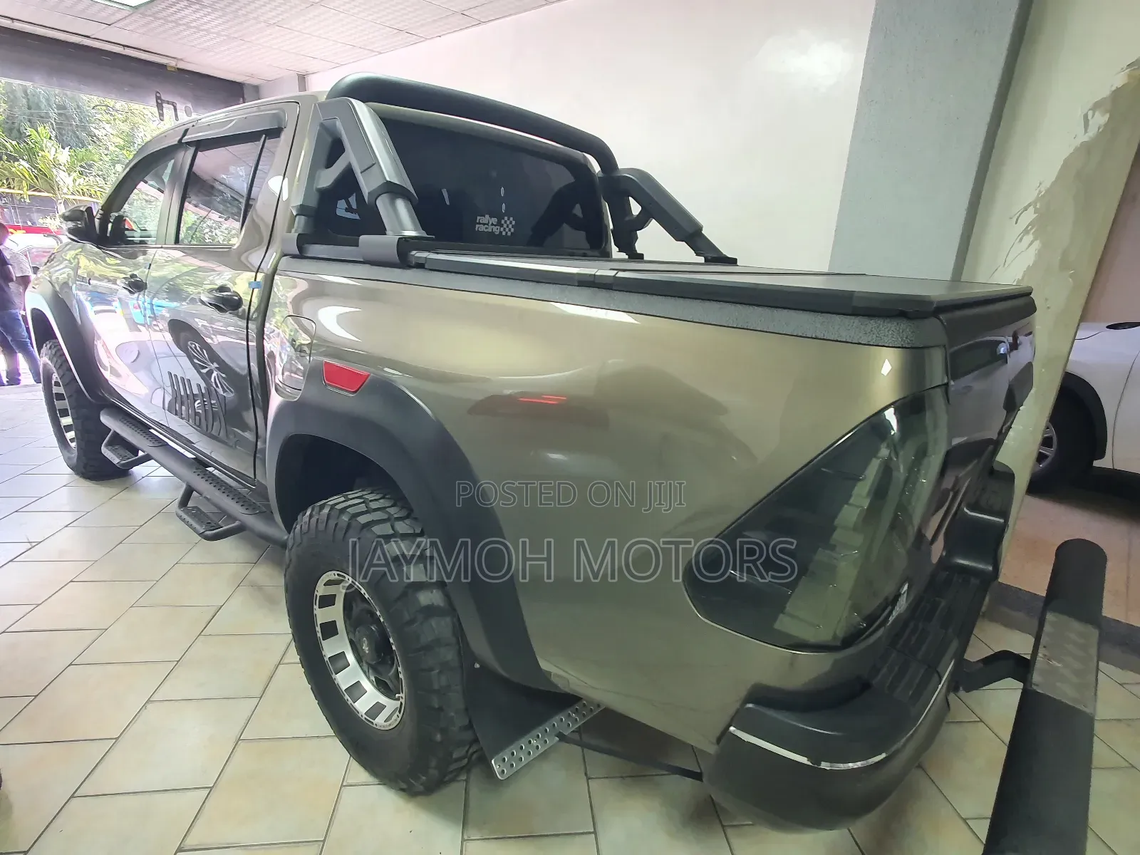 Toyota Hilux 2022 Gold
