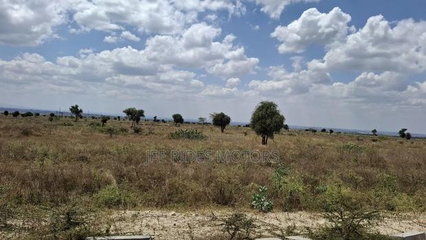 4600 Acres for Sale at Mombasa Rd - thumbnail 2