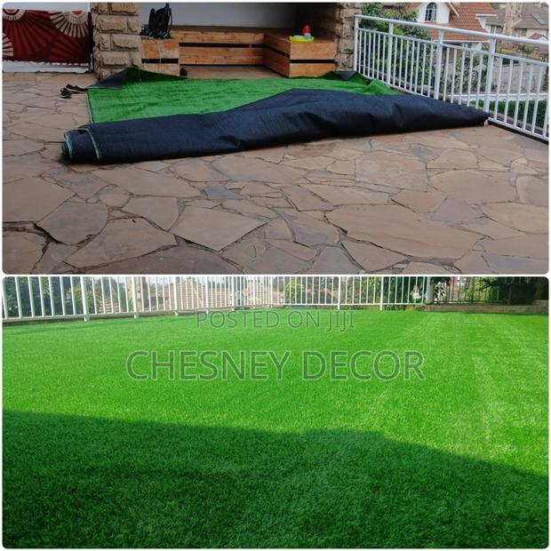 Turf Grass Carpets for Balcony and Rooftops - main view