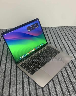 Laptop Apple MacBook Pro 2019 16GB Intel Core I7 SSD 512GB - main view