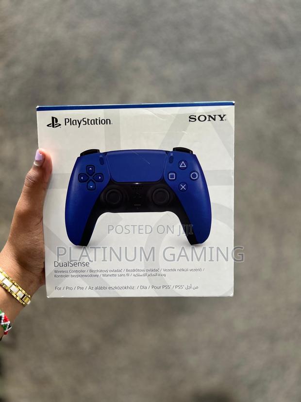 Cobalt Blue Ps5 Controller - main view