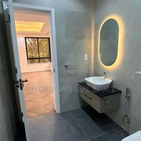 5bdrm Villa in Lavington, Muthangari for sale