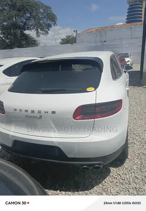 Porsche Macan 2017 White