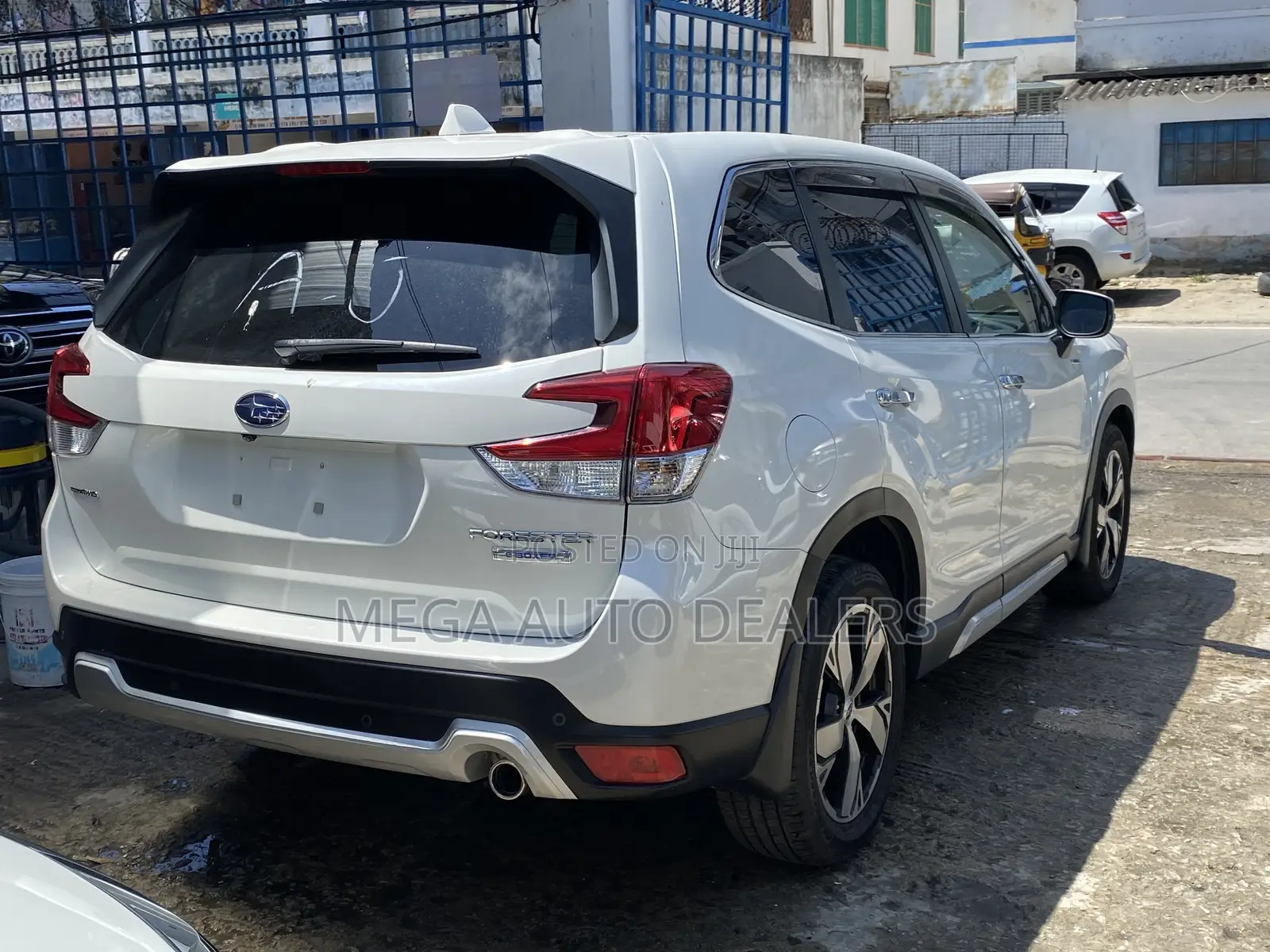 Subaru Forester 2018 Pearl