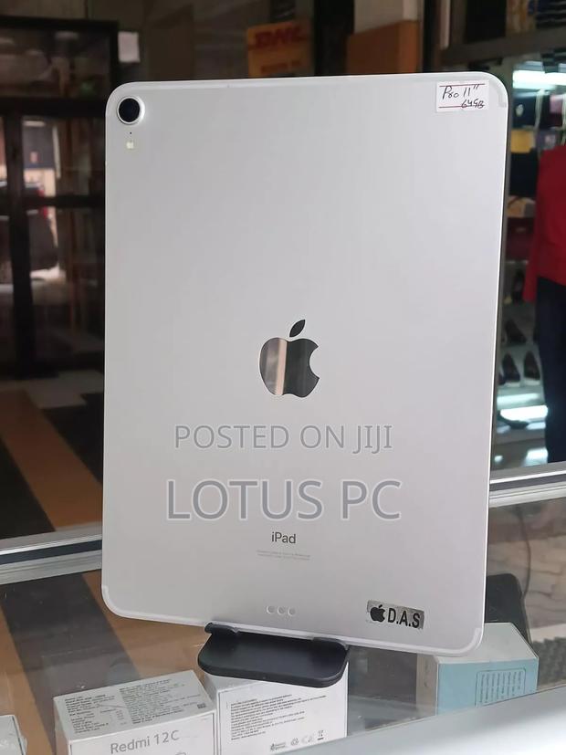 Apple iPad Pro 11 (2021) 64 GB Silver