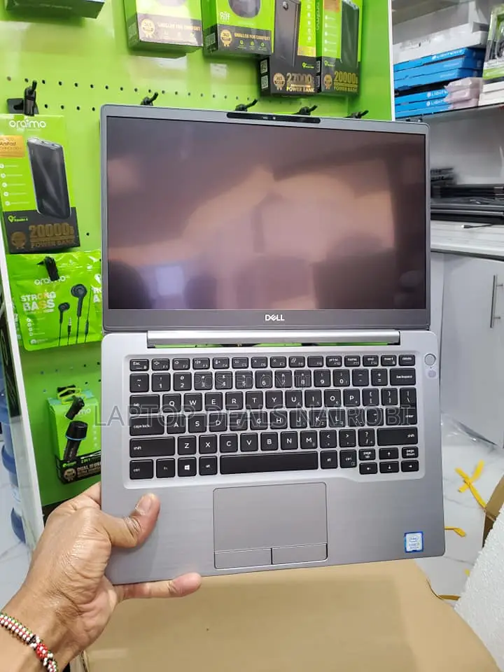 Laptop Dell Latitude 7300 18GB Intel Core I7 SSD 512GB