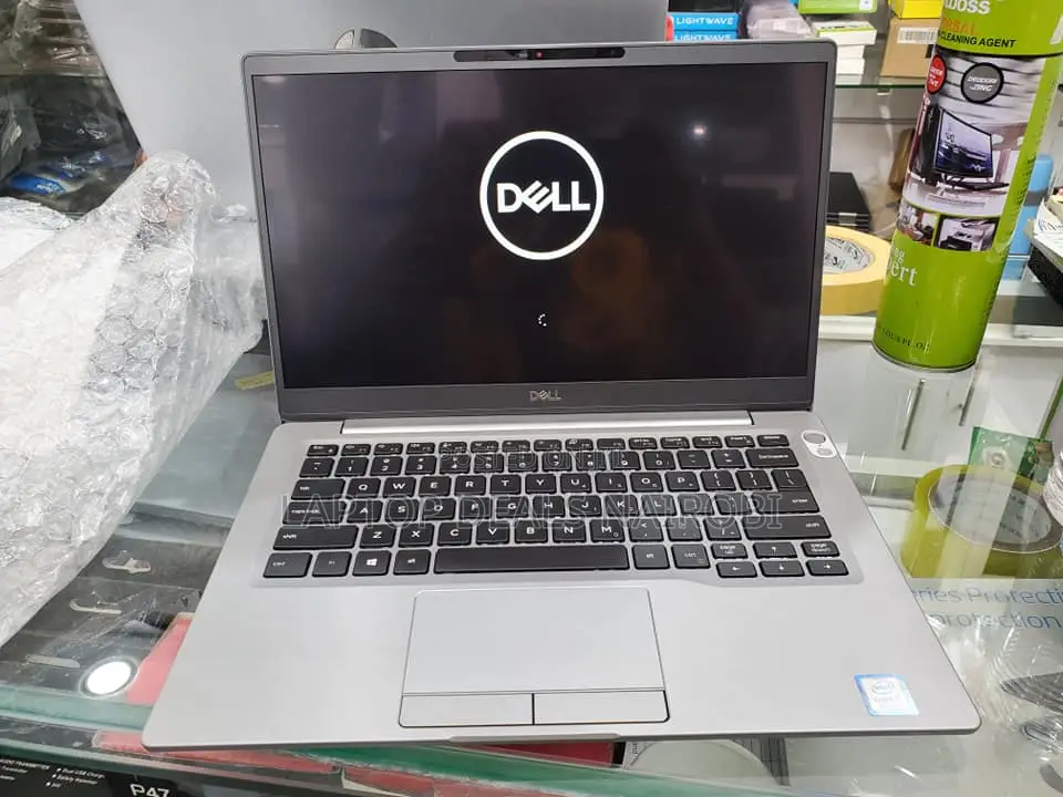 Laptop Dell Latitude 7300 18GB Intel Core I7 SSD 512GB