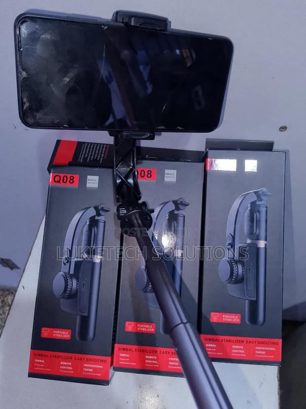 Q08 Gimble Stabilizer With a Tripod Stand - main view