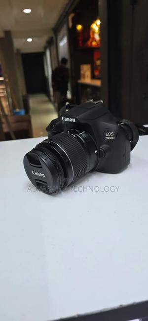 Canon 2000d With 18-55mm - thumbnail 2