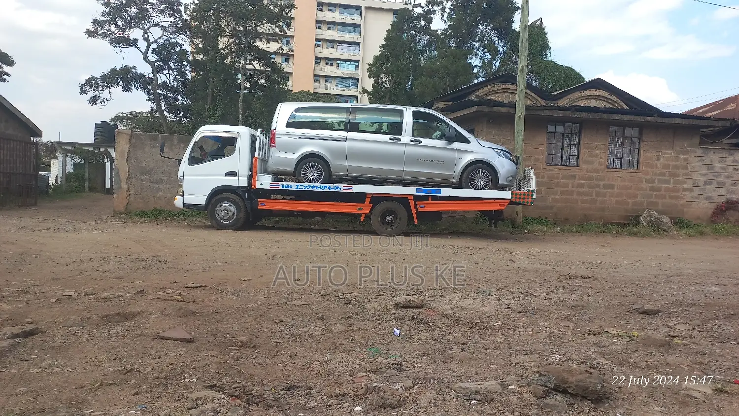 Recovery Towing Flatbed Breakdown Rollback