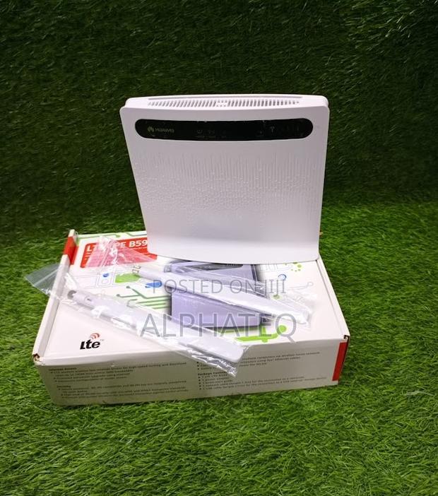 Hauwei B593 4G High-Speed Wi-Fi/Wireless Router