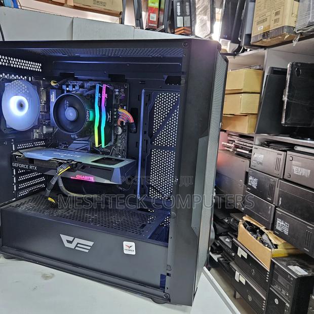 Desktop Computer Asus 32GB AMD Ryzen 5 SSD 1T - main view