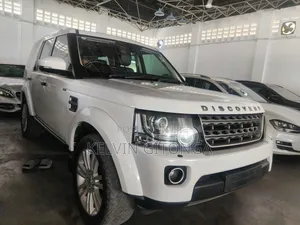 Land Rover Discovery Sport 2018 White