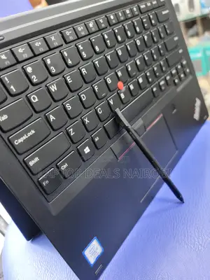 Laptop Lenovo ThinkPad X390 Yoga 16GB Intel Core I5 SSD 512GB