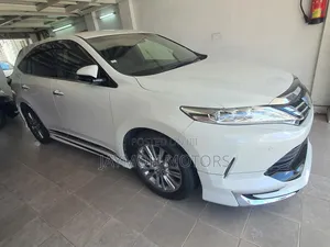 Toyota Harrier 2018 White