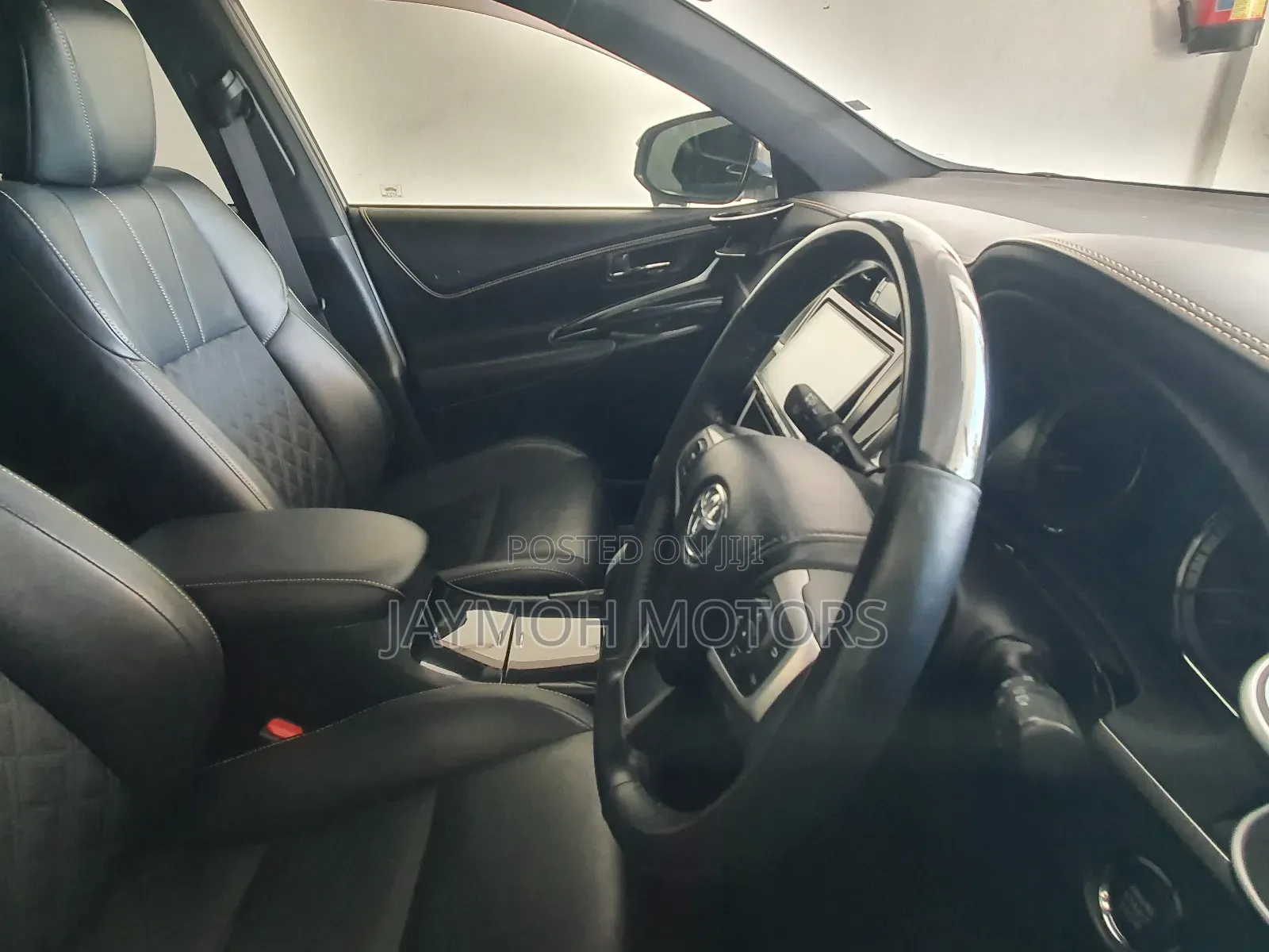 Toyota Harrier 2018 White